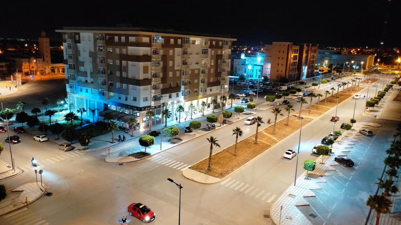 Dlx02 Apartment Oujda Exterior foto